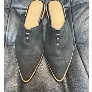 Sperry black leather flats